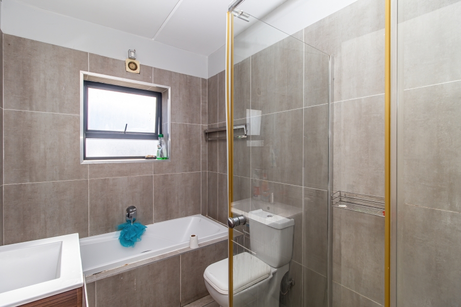 3 Bedroom Property for Sale in Parklands Western Cape